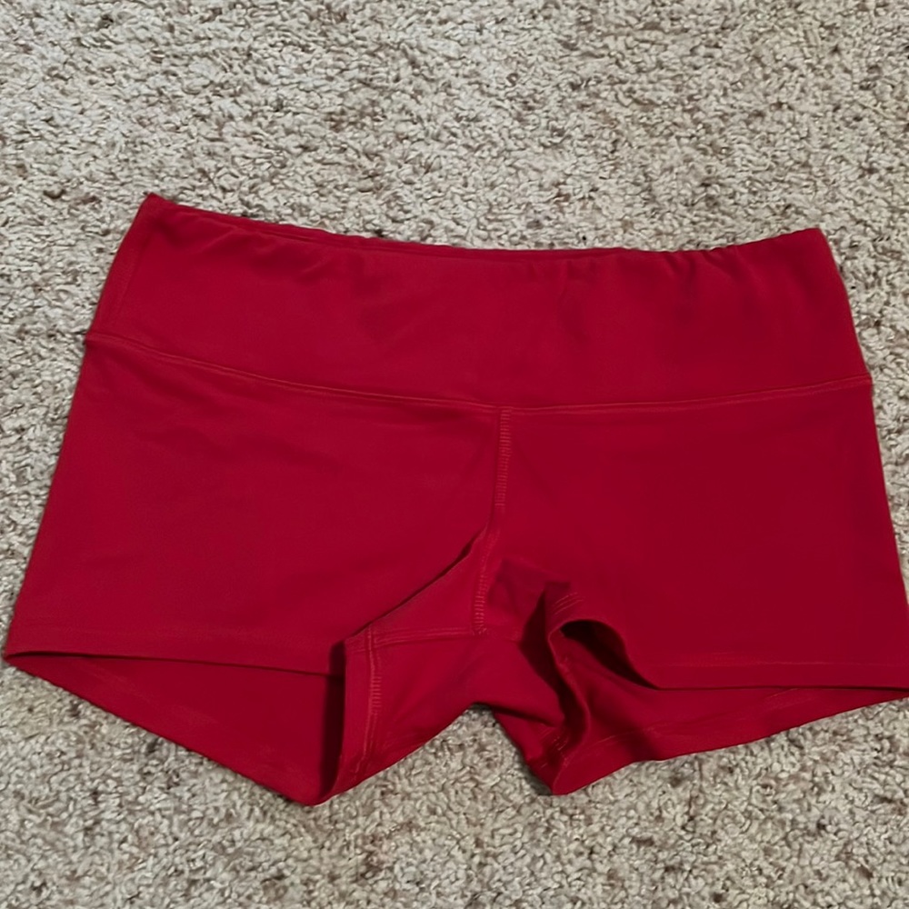 FLEO | Red 2.5” inseam | Size M